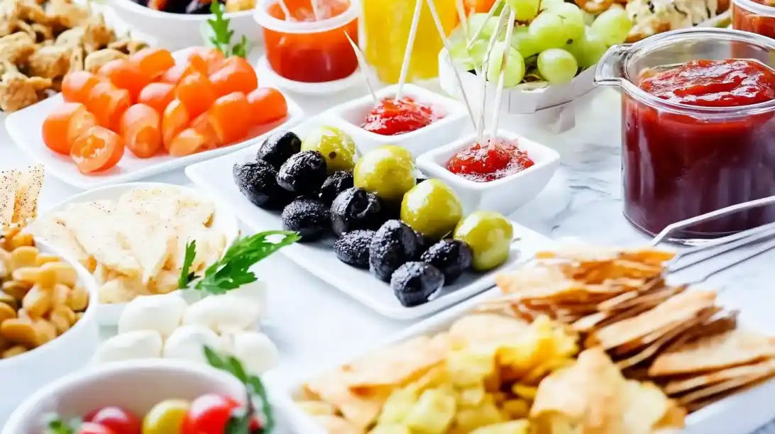 Party Snacks: Easy and Delicious Ideas for Any Occasion 1 A beautifully arranged spread of delicious and colorful party snacks to impress guests at any celebration